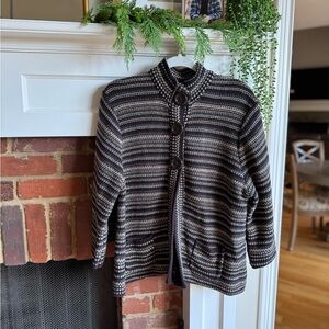 Croft & Barrow Black and Tan Patterned Sweater